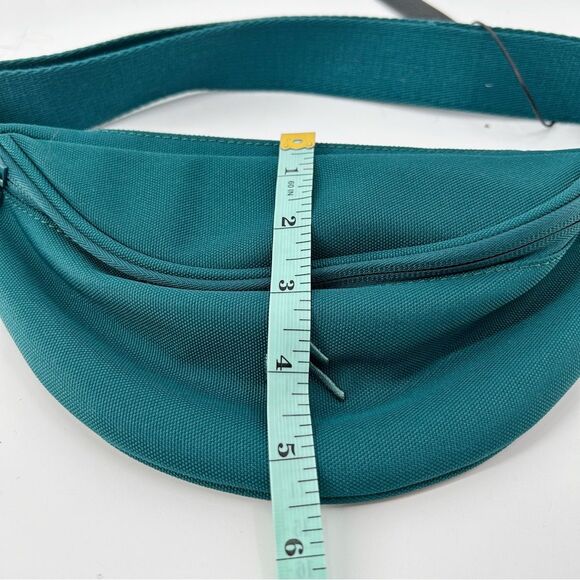 Oner Active Classic Canvas Bumbag Marine Teal Blue Green NWT - Picture 10 of 12
